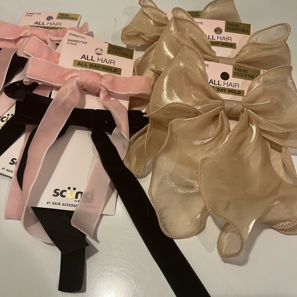 Scunci Hair Accessories - Picture 4 of 4